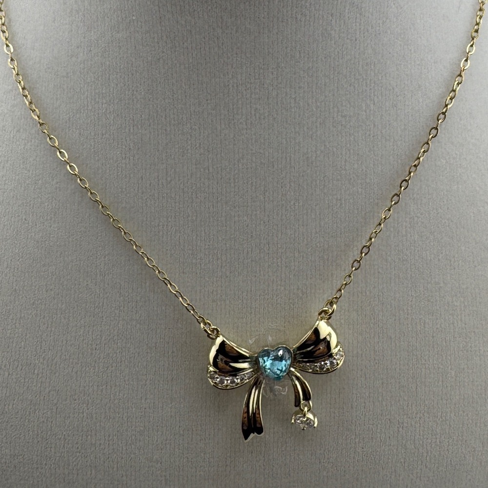 Gold‎ Tone Bow Heart Blue Crystal Rhinestone Pendant Necklace Coquette Style